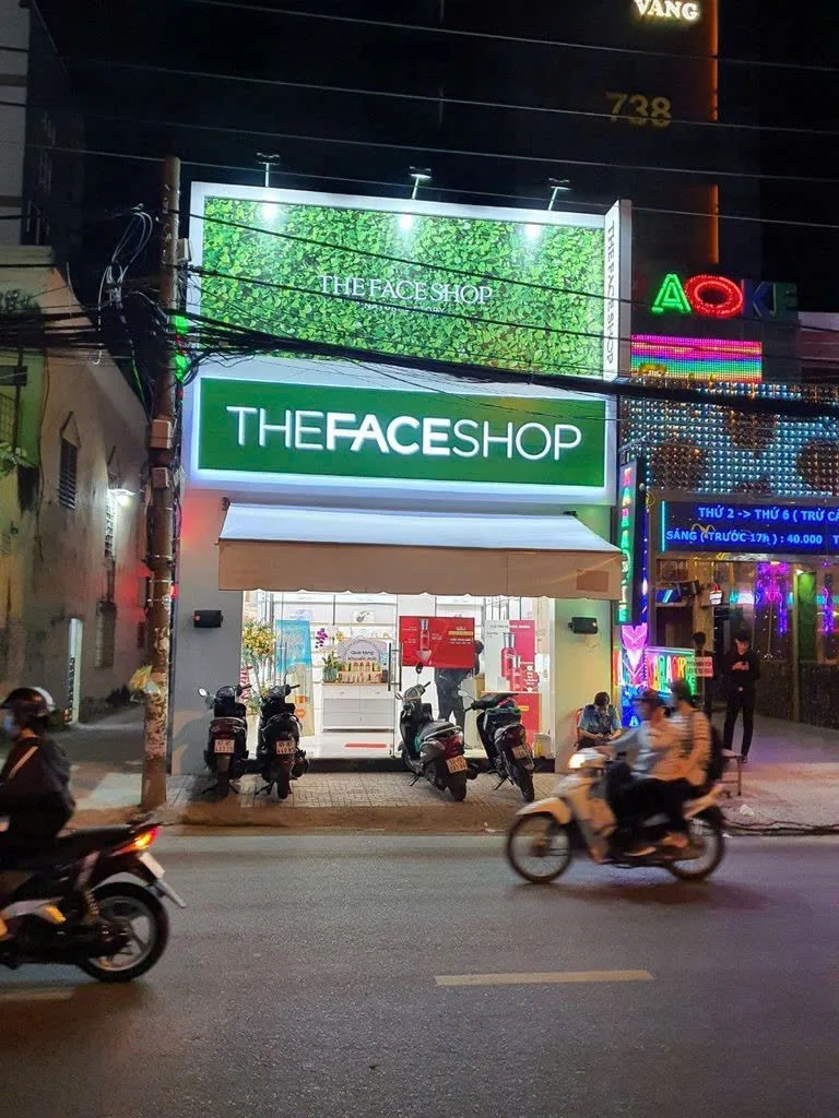 Cho Thuê Nhà : 740 Âu Cơ, Phường 14, Quận Tân Bình. Giá thuê: 32 triệu/tháng
