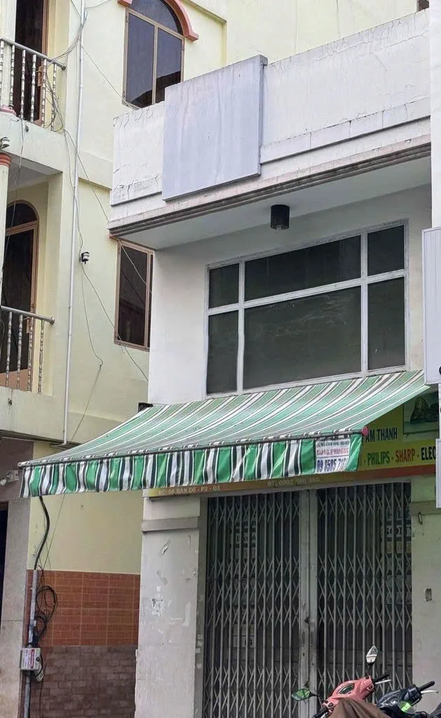 CHO THUÊ NHÀ MẶT TIỀN : 66 Bàn Cờ, Phường 3, Quận 3. Giá thuê: 25 triệu/tháng 