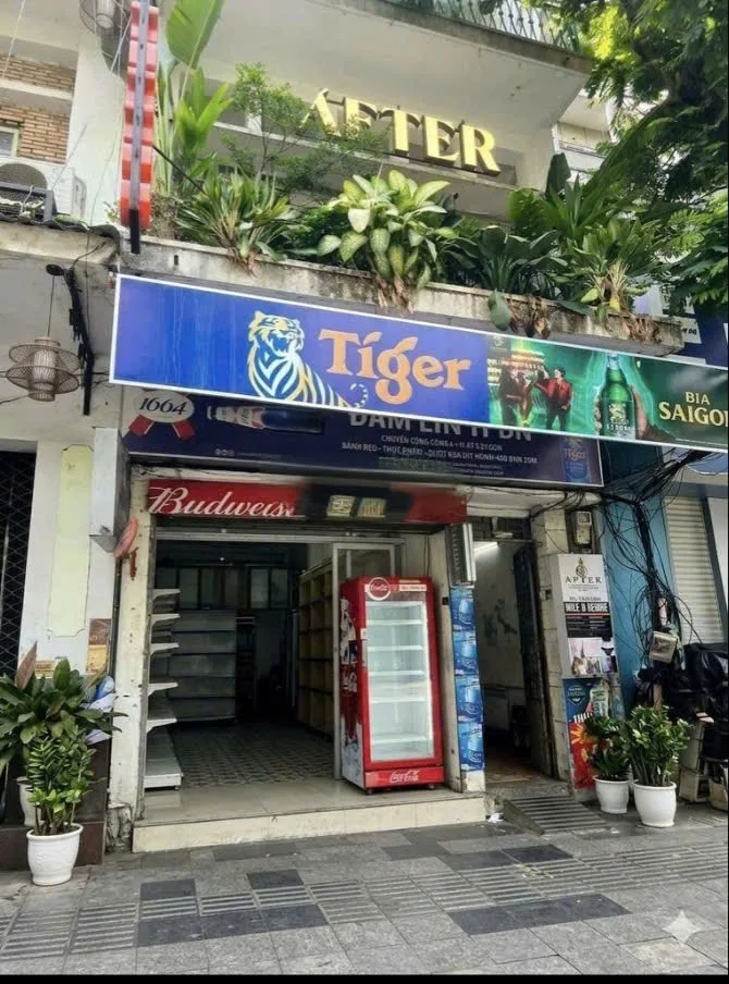 Cho Thuê Mặt Bằng : 77 Trương Định, Quận 1. Giá thuê: 60 triệu/tháng