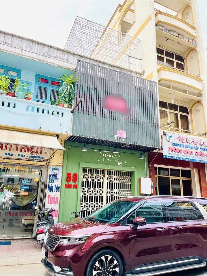 CHO THUÊ NHÀ MẶT TIỀN : 59 Bàn Cờ, Phường 3, Quận 3. Giá thuê: 55 triệu/tháng
