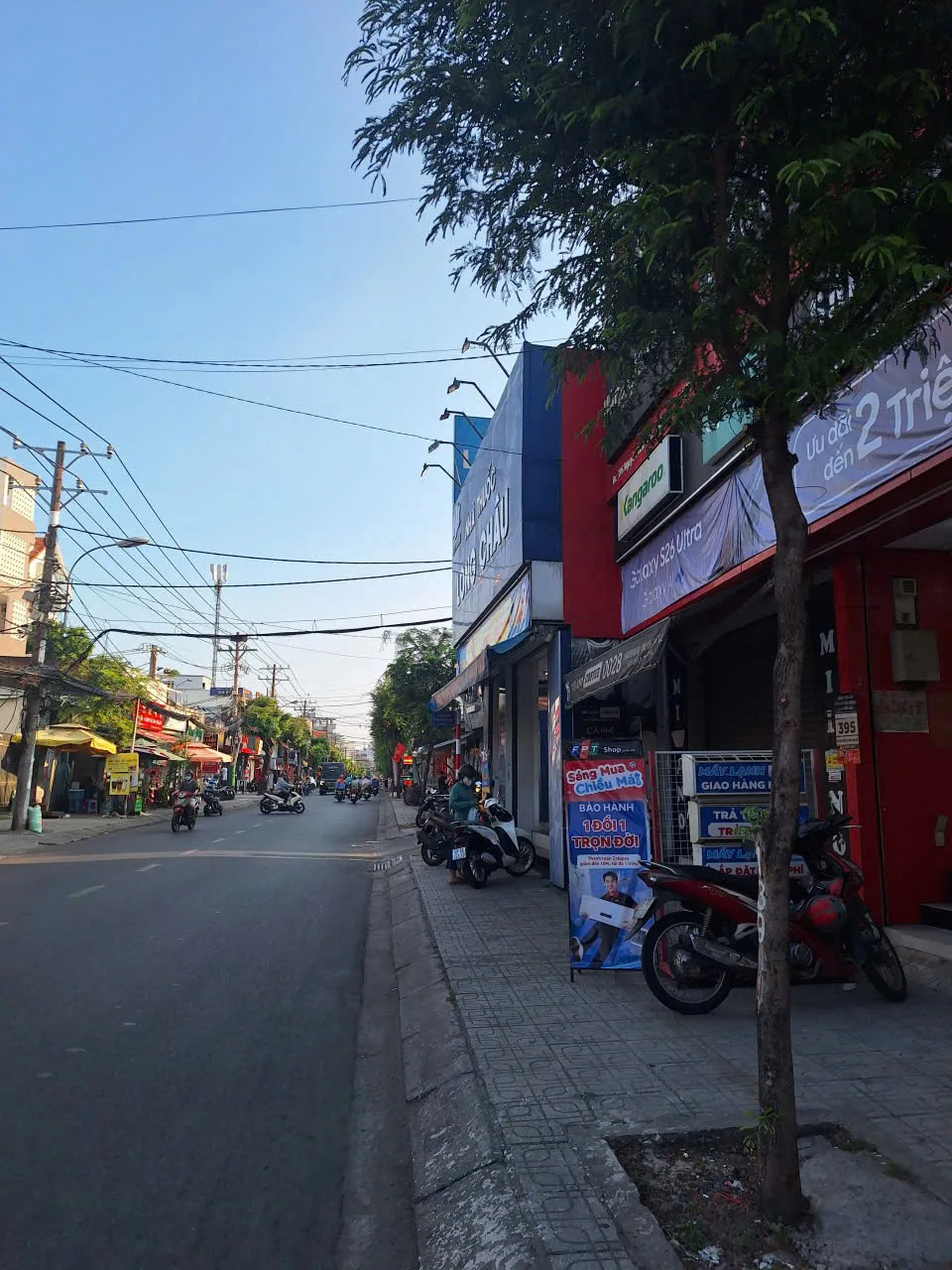 CHO THUÊ MẶT BẰNG DIỆN TÍCH LỚN : MẶT TIỀN NGUYỄN VĂN QUÁ, QUẬN 12. GIÁ THUÊ : 50 TRIỆU/THÁNG