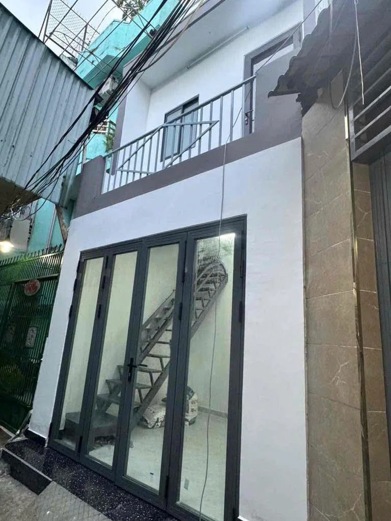 CHO THUÊ NHÀ NGUYÊN CĂN : 20/50 Kỳ Đồng, Phường 9, Quận 3. Giá thuê: 12 triệu/tháng