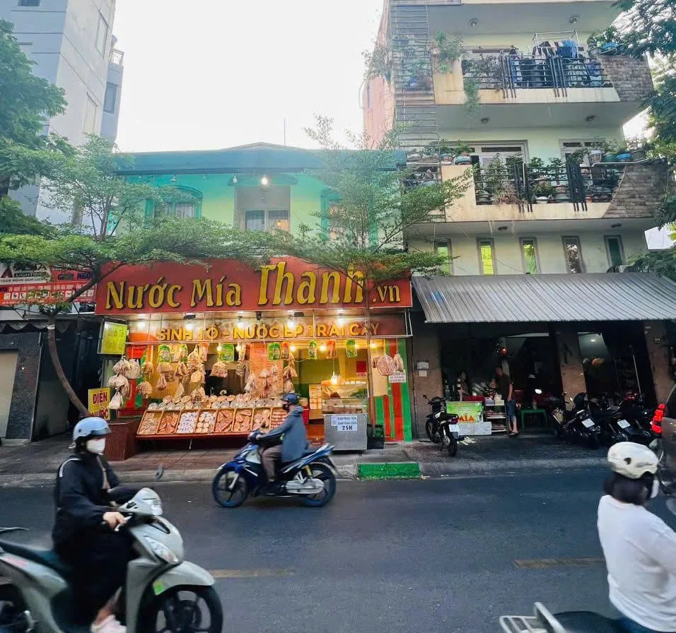CHO THUÊ NHÀ NGUYÊN CĂN : 37A Rạch Bùng Binh, Phường 9, Quận 3. Giá thuê: 22 triệu/tháng