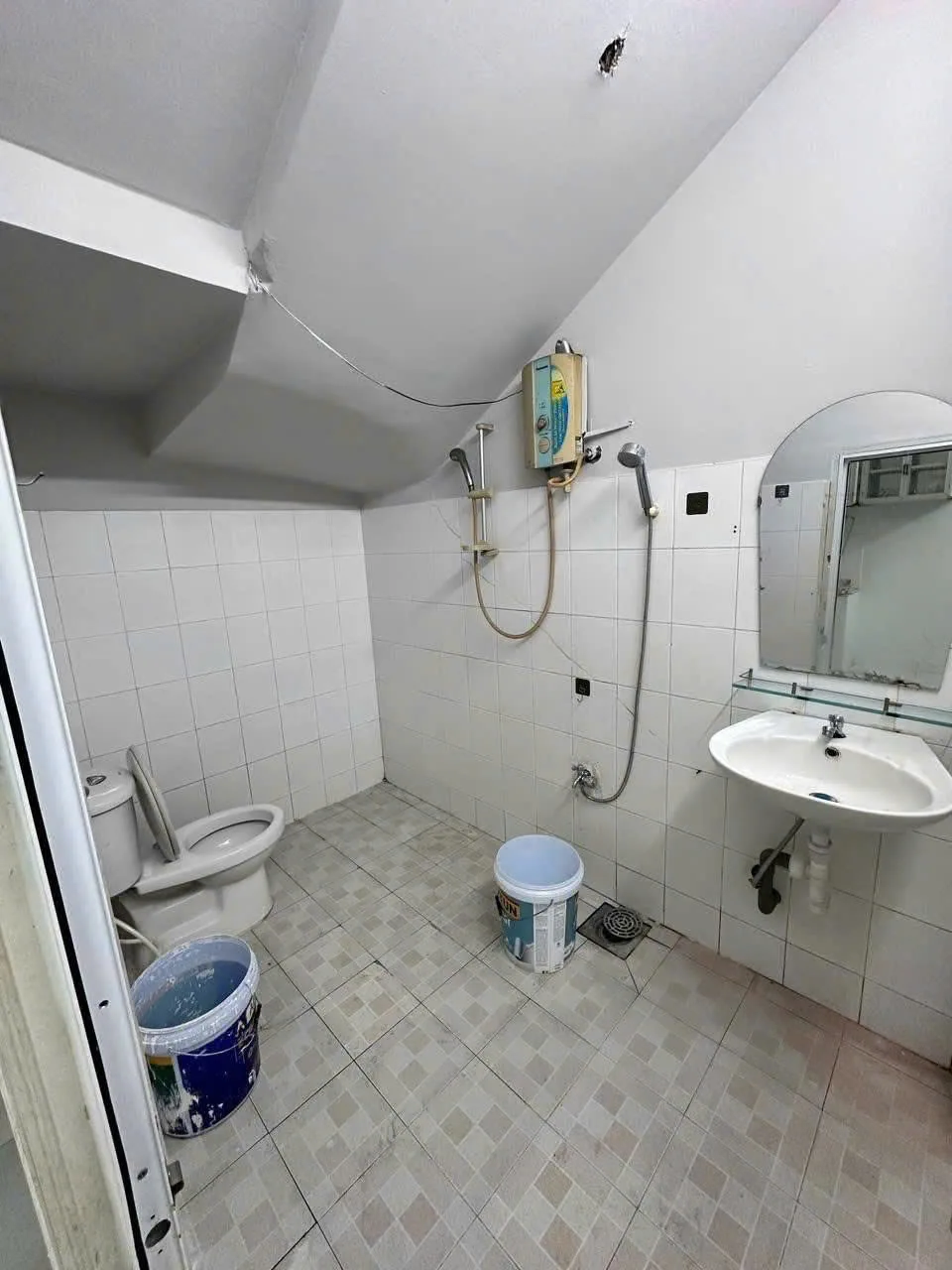 CHO THUÊ NHÀ : 805/1/18 PHAN VĂN TRỊ, PHƯỜNG 7, QUẬN GÒ VẤP. GIÁ THUÊ : 13 TRIỆU/THÁNG