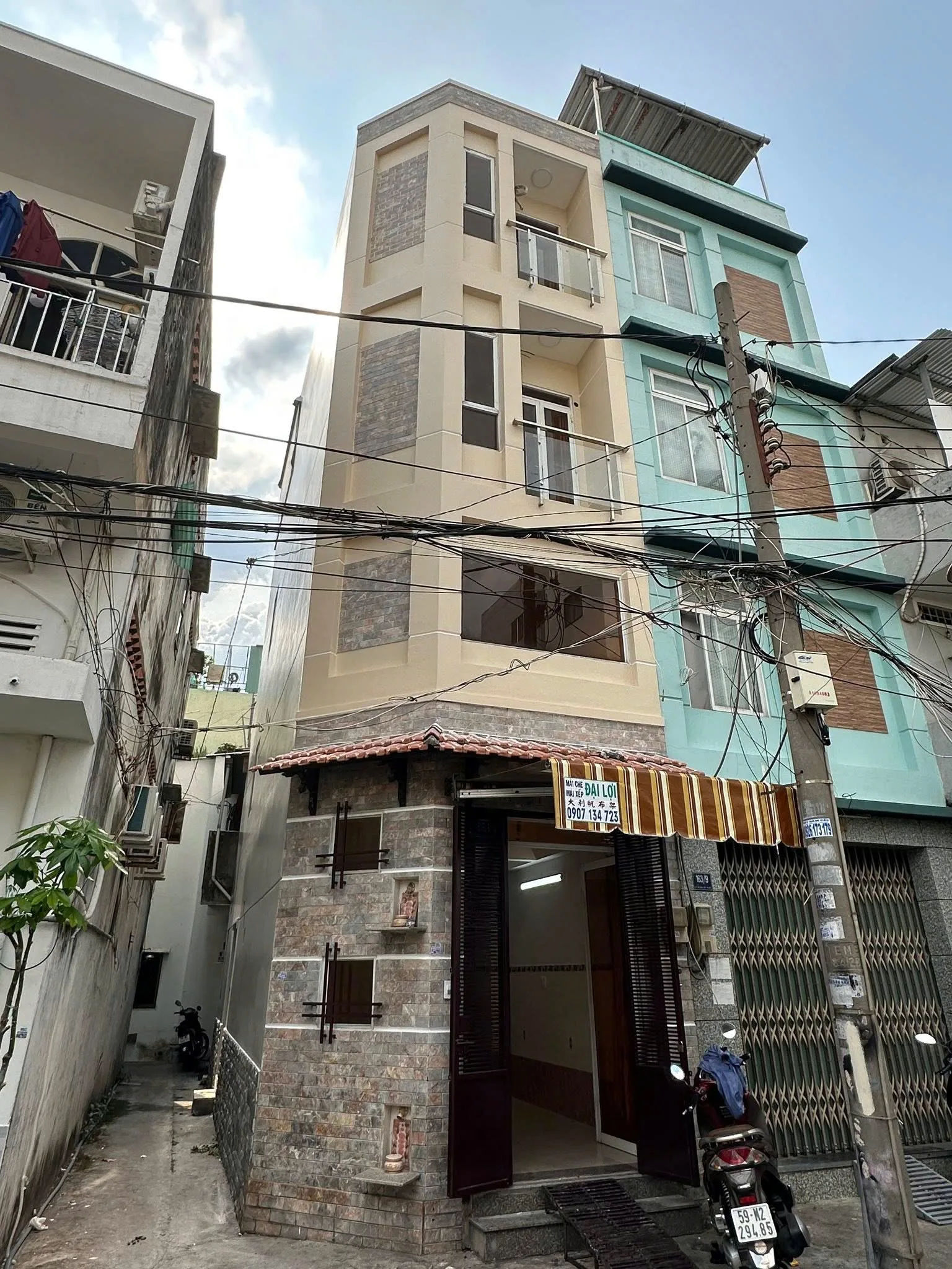 CHO THUÊ NHÀ HXH : 163/7 Lê Thị Bạch Cát, Phường 11, Quận 11. Giá thuê: 16 triệu/tháng