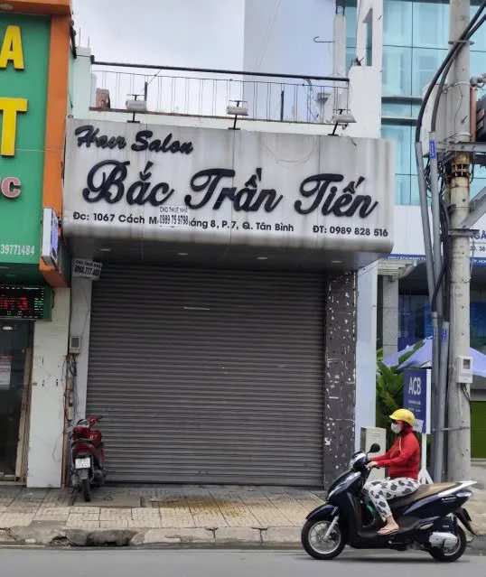 CHO THUÊ NHÀ MẶT TIỀN : 1067 Cách Mạng Tháng 8, Phường 7, Quận Tân Bình. Giá thuê: 40 triệu/tháng