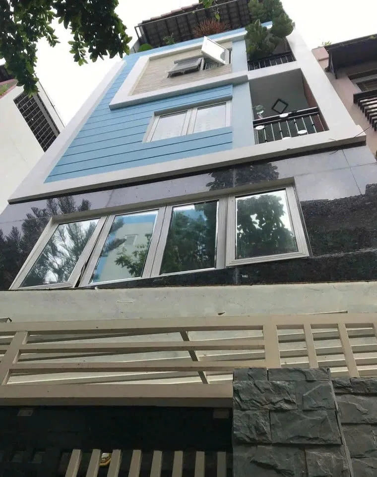 CHO THUÊ NHÀ NGUYÊN CĂN :  216/57 Hòa Hưng, Phường 13, Quận 10. Giá thuê: 17 triệu/tháng