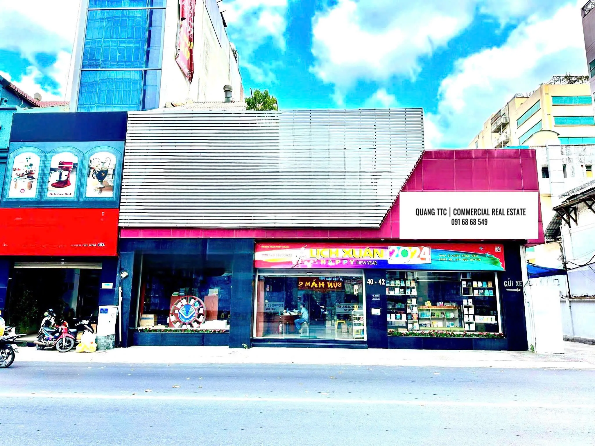 CHO THUÊ SIÊU MẶT BẰNG :  40 – 42 Nguyễn Thị Minh Khai, Phường Đa Kao, Quận 1. Giá thuê: 21.000 USD/