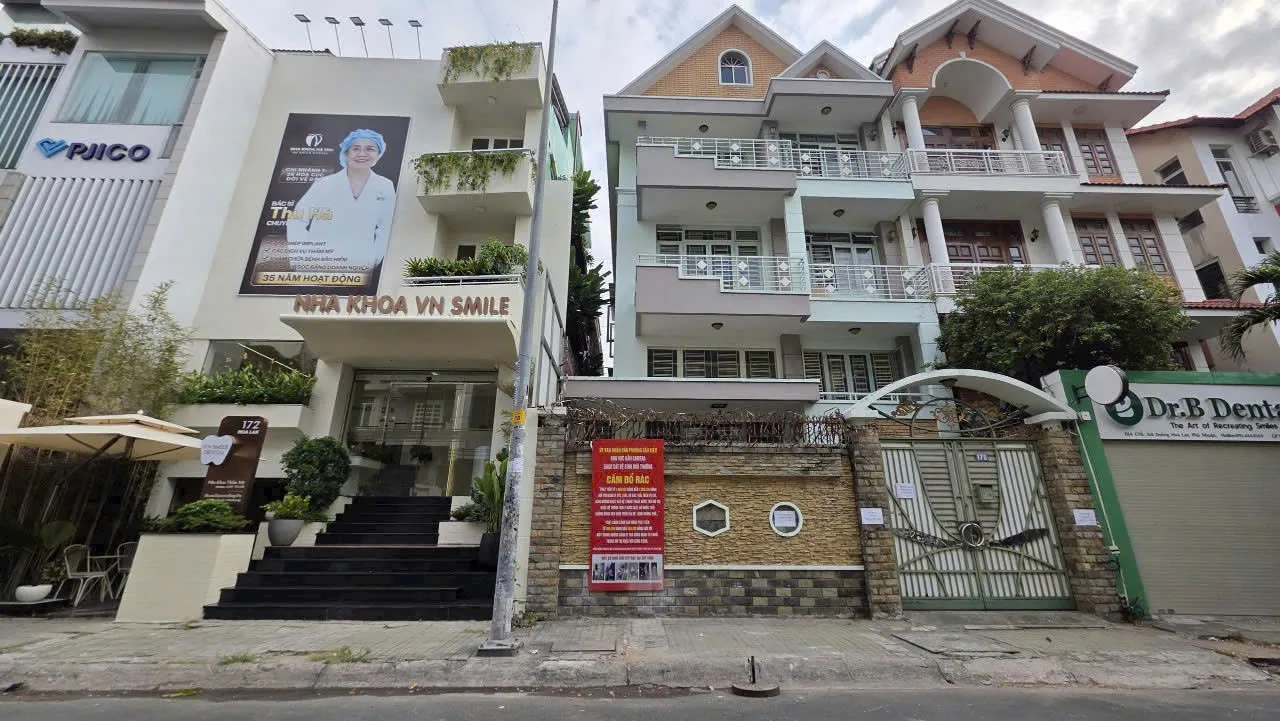 CHO THUÊ NHÀ MẶT TIỀN : 170 Hoa Lan, Phường 2, Quận Phú Nhuận. Giá thuê: 110 triệu/tháng