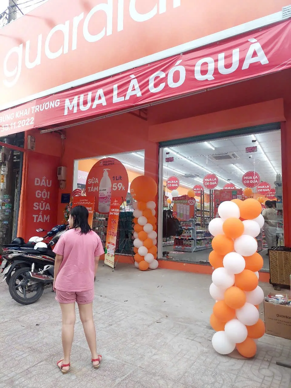 CHO THUÊ NHÀ NGUYÊN CĂN : 209 Nguyễn Văn Tăng, Thủ Đức. Giá thuê: 60 triệu/tháng