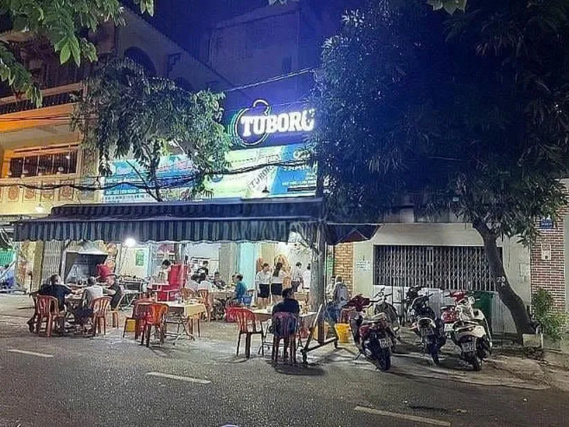 CHO THUÊ NHÀ MẶT TIỀN : 50-52 Đường Số 7, Lãnh Binh Thăng, Phường 8, Quận 11. Giá thuê: 55 triệu/thá