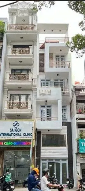 CHO THUÊ TÒA NHÀ MẶT TIỀN : 386 Ngô Gia Tự, Phường 12, Quận 10. Giá thuê: 90 triệu/tháng
