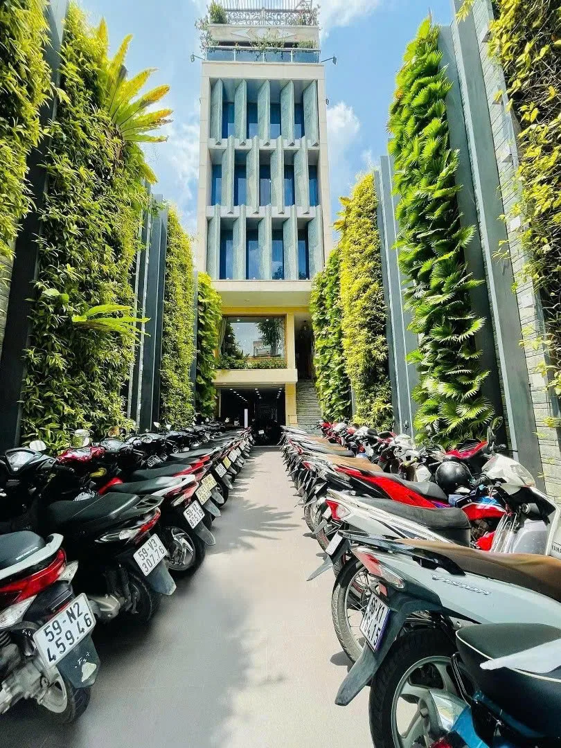 CHO THUÊ TÒA NHÀ : 1222 Quang Trung, Phường 12, Quận Gò Vấp. Giá thuê: 130 triệu/tháng
