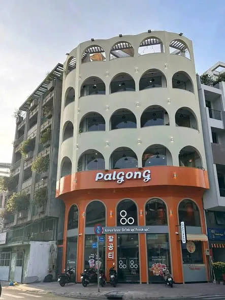 CHO THUÊ NHÀ GÓC 2 MẶT TIỀN : 91 Phó Cơ Điều, Phường 4, Quận 11. Giá thuê: 50 triệu/tháng