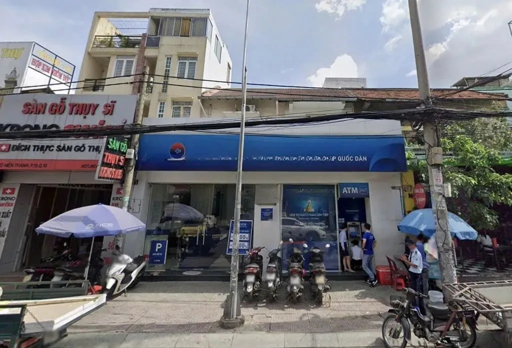 CHO THUÊ NHÀ MẶT TIỀN  : 175 TÔ HIẾN THÀNH, PHƯỜNG 13, QUẬN 10 . GIÁ THUÊ : 110 TRIỆU/THÁNG