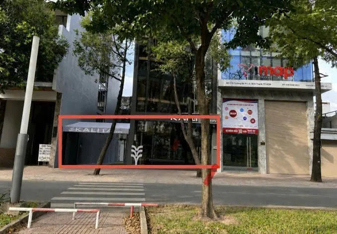 CHO THUÊ TÒA NHÀ MẶT TIỀN : 176A Trường Sa, Phường 3, Quận Bình Thạnh. Giá thuê: 190 triệu/tháng