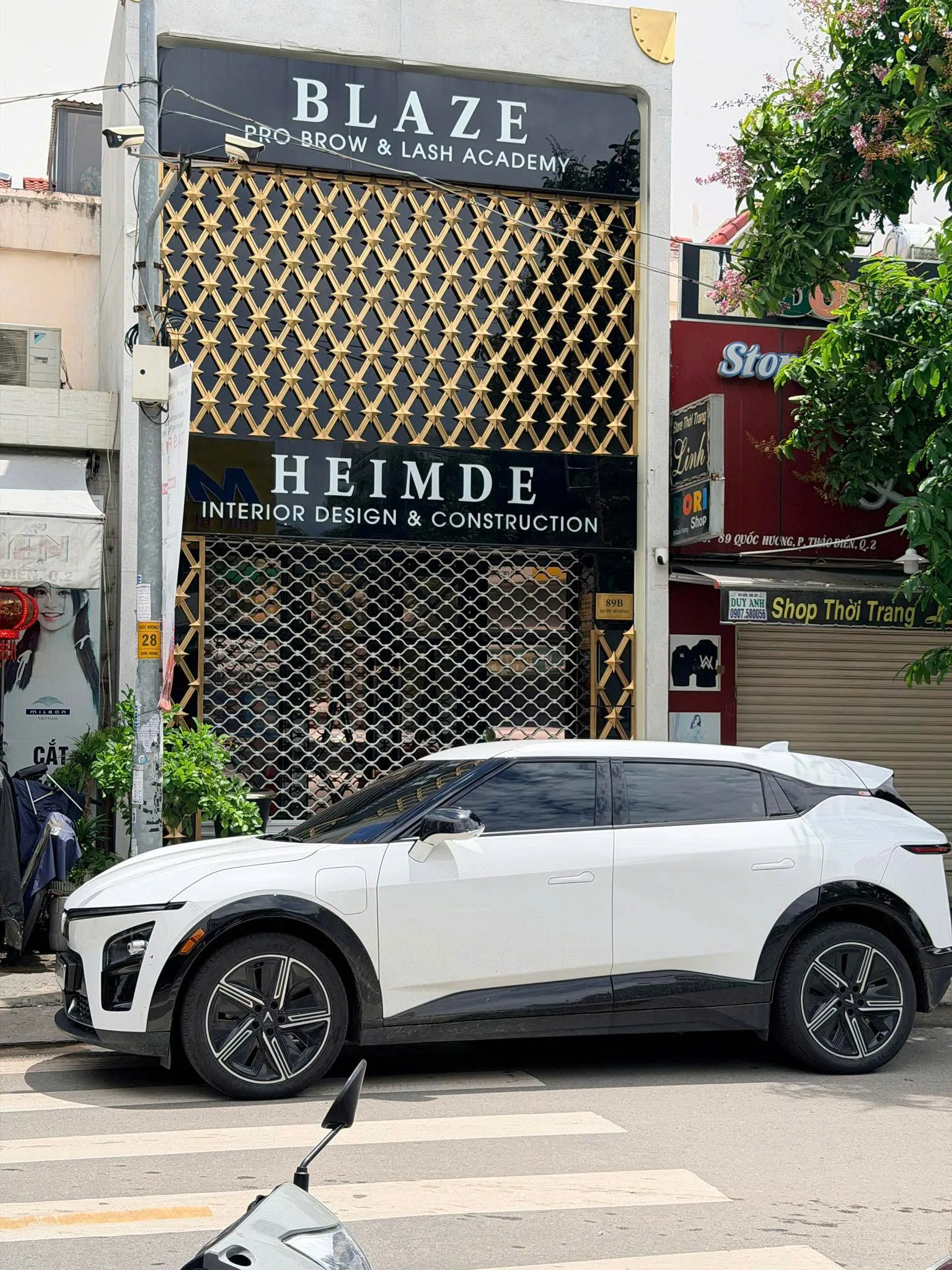 CHO THUÊ NHÀ MẶT TIỀN : 89B Quốc Hương, Phường Thảo Điền, TP. Thủ Đức Giá thuê: 70 triệu/tháng + VAT
