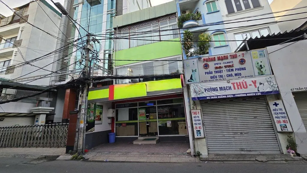 CHO THUÊ NHÀ 2 MẶT TIỀN : 63 Trần Quang Diệu, Phường 13, Quận 3 . Giá thuê: 72 triệu/tháng
