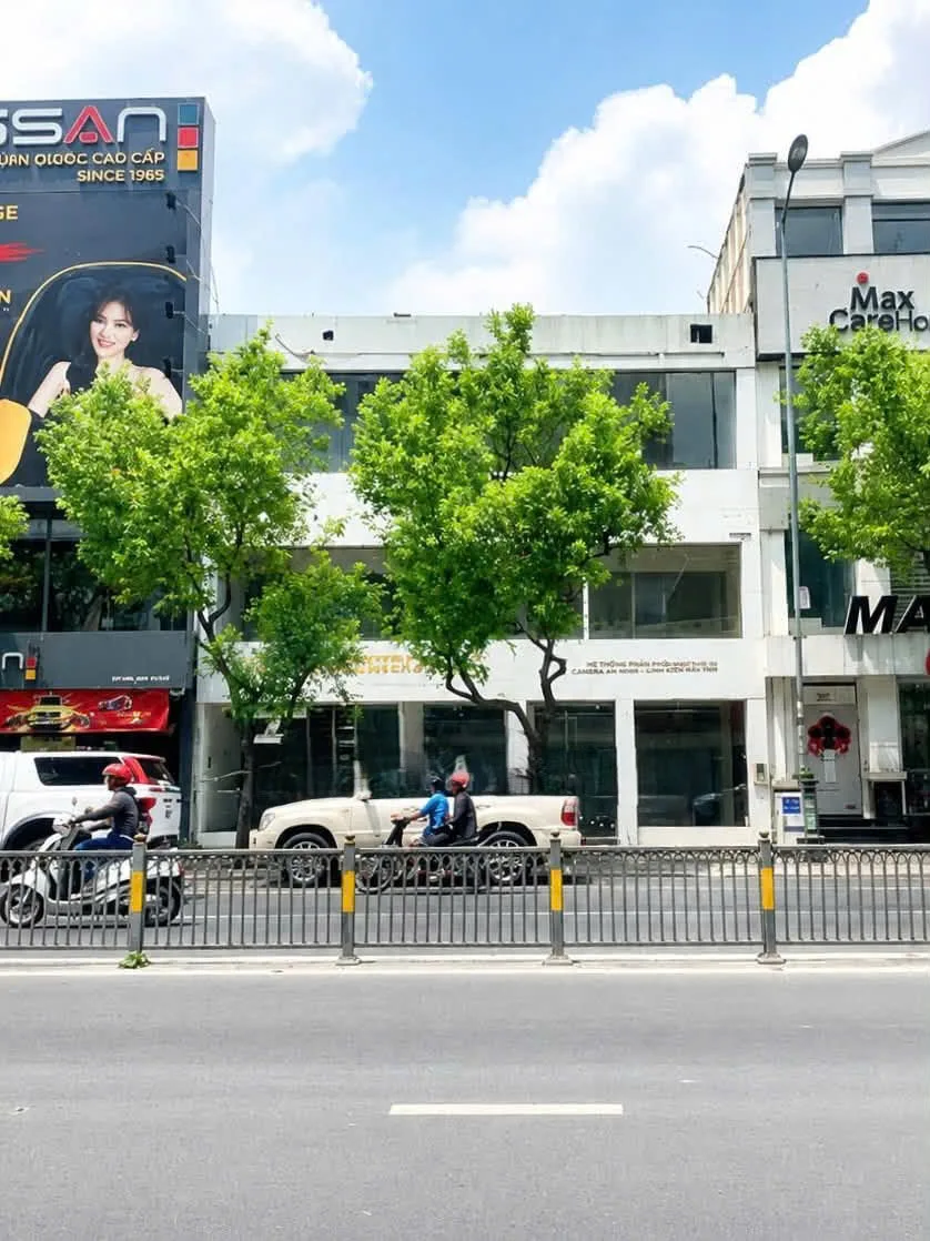 Cho thuê Nhà mặt tiền : 289–289A Nguyễn Văn Trỗi, Quận Phú Nhuận. Giá thuê: 120 triệu/tháng.