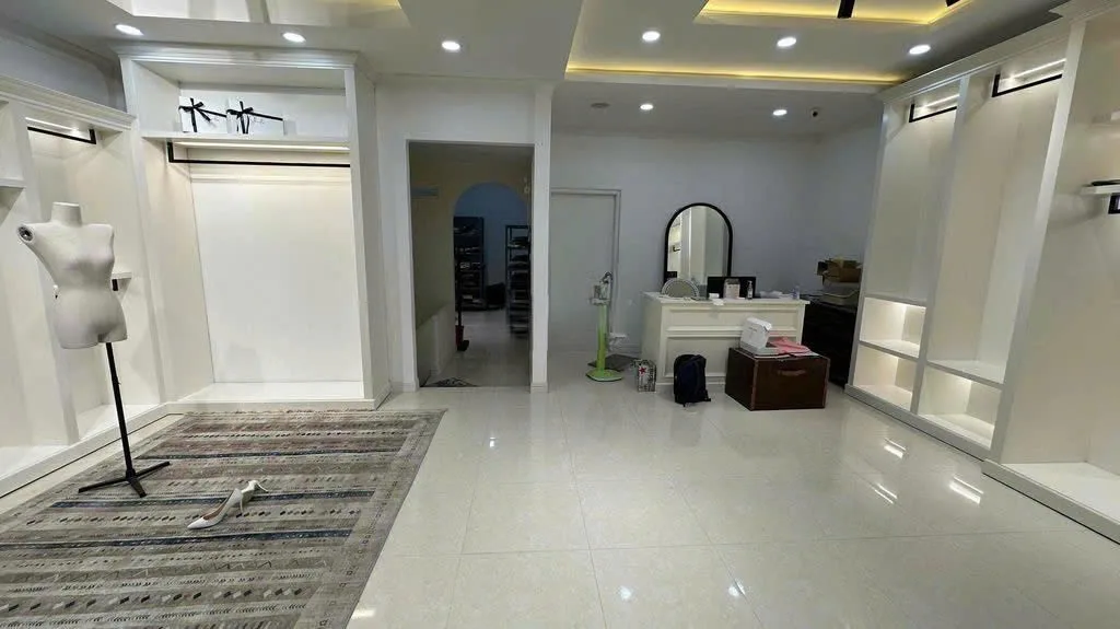 Cho thuê Nhà nguyên căn : 339/23 Lê Văn Sỹ, Phường 13, Quận 3. Giá thuê: 50 triệu/tháng 