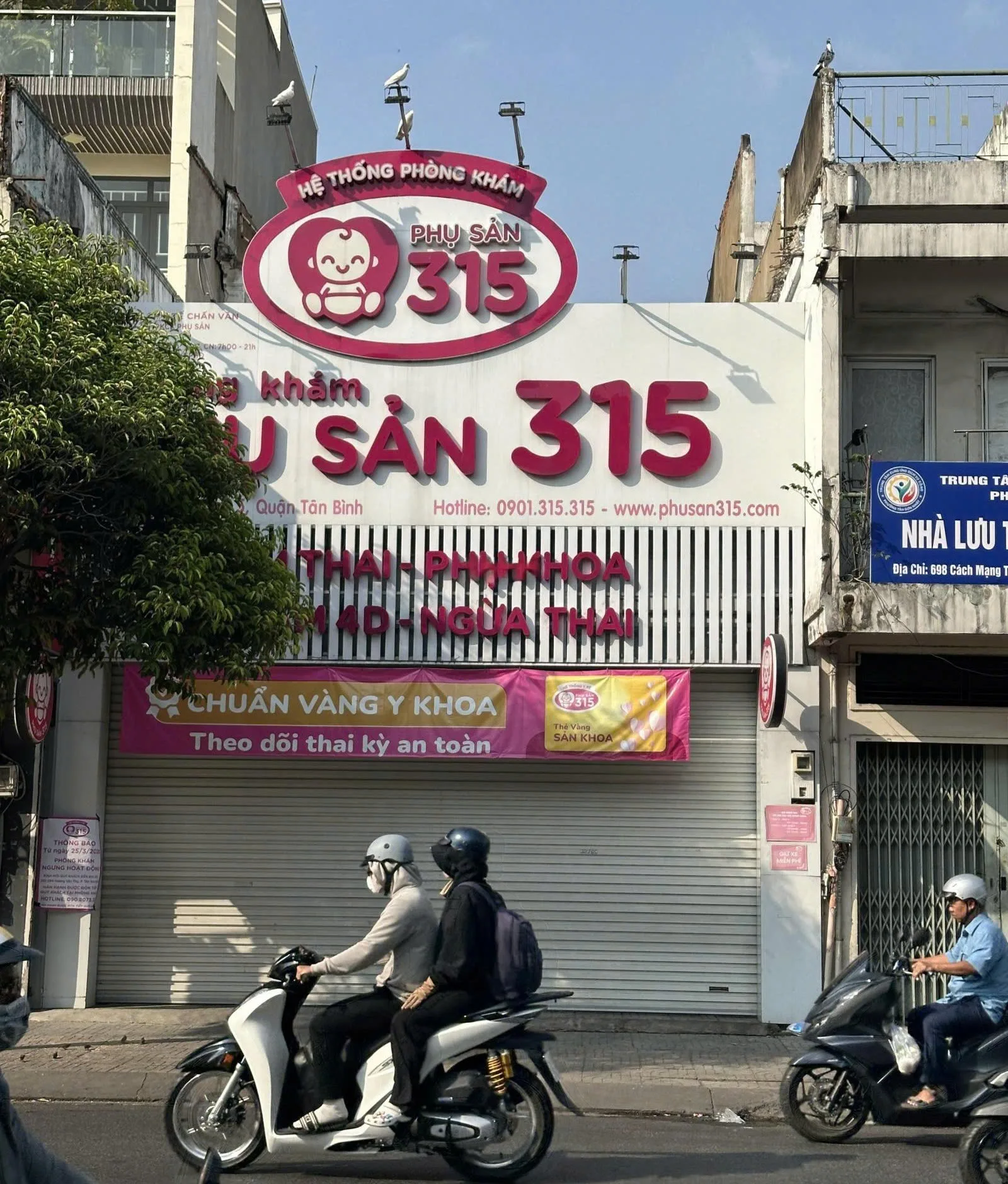 Cho Thuê Nhà MT : 700-702 CMT8, Phường 5, Quận Tân Bình. Giá thuê : 100 triệu/tháng