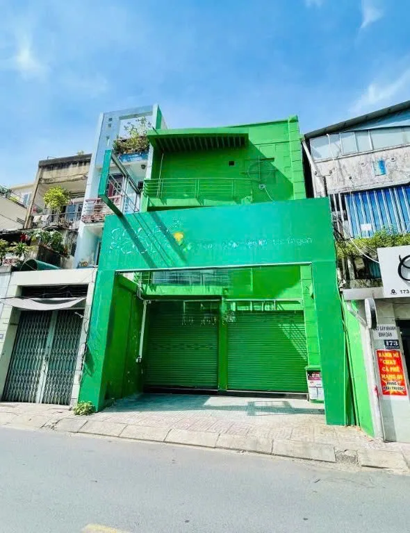 Cho thuê Nhà mặt tiền : 171 Nguyễn Trọng Tuyển, Phường 8, Quận Phú Nhuận. Giá thuê: 80 triệu/tháng