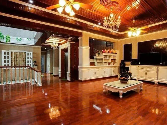 Cho thuê Nhà mặt tiền : 299 Thoại Ngọc Hầu, Quận Tân Phú. Giá thuê: 150 triệu/tháng.