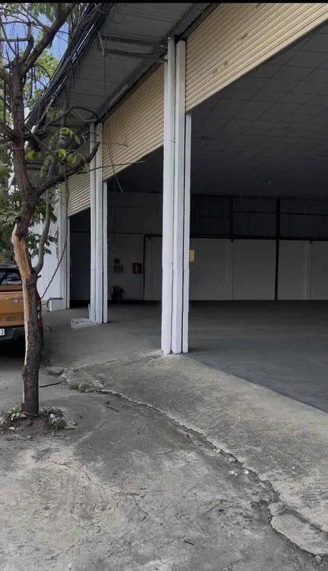 Cho Thuê Khu Đất HXH : 240 Đào Trí, Phường Phú Thuận, Quận 7. Giá thuê: 170 triệu/tháng