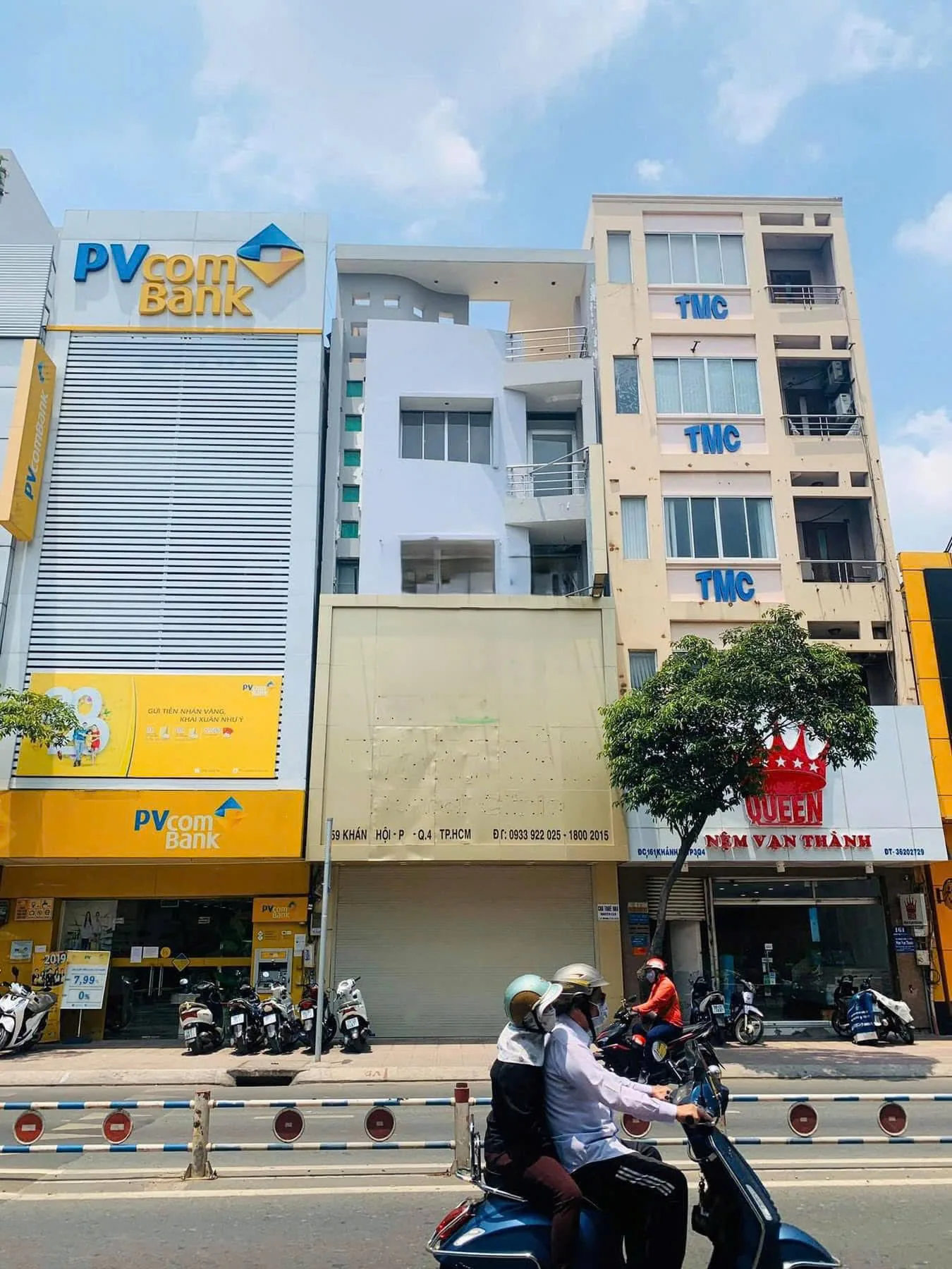 Cho Thuê Nhà MT : 159 Khánh Hội, Phường 3, Quận 4. Giá thuê: 90 triệu/tháng.